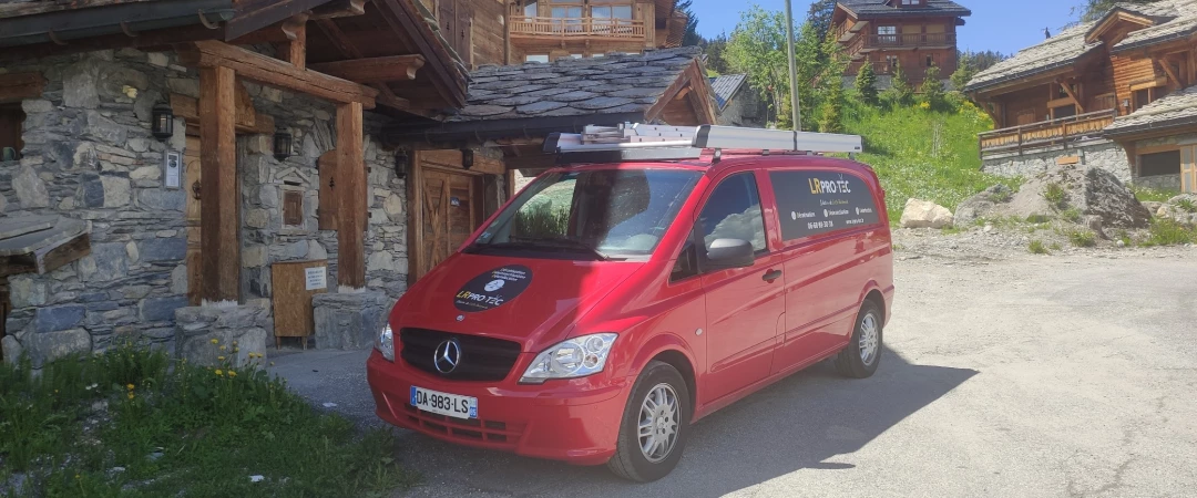 #dératiseurAixLesBains #infestation de souris #contrat-dératisation-restaurant-Aix-Les-Bains #intervention-dératiseur-Aix-Les-Bains #urgence-rat-Aix-Les-Bains